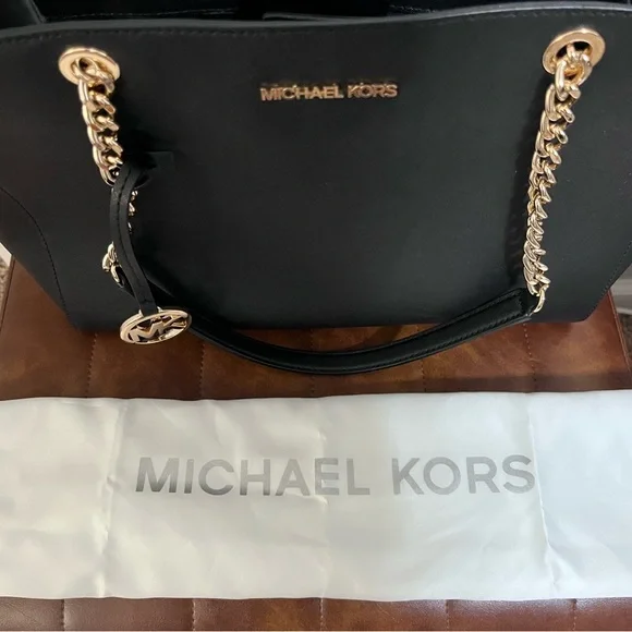 Michael Kors Black Susannah Saffiano Leather Large Tote Bag - Picture 10 of 10